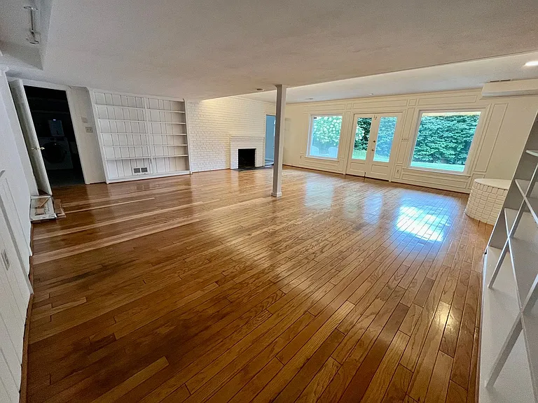 5100 Upton St NW — Photo 39