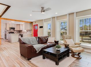 1040 Pinon Loop, Los Alamos, NM 87544