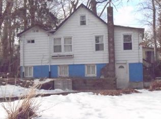 2 Nimbus Rd, Rocky Point, NY 11778