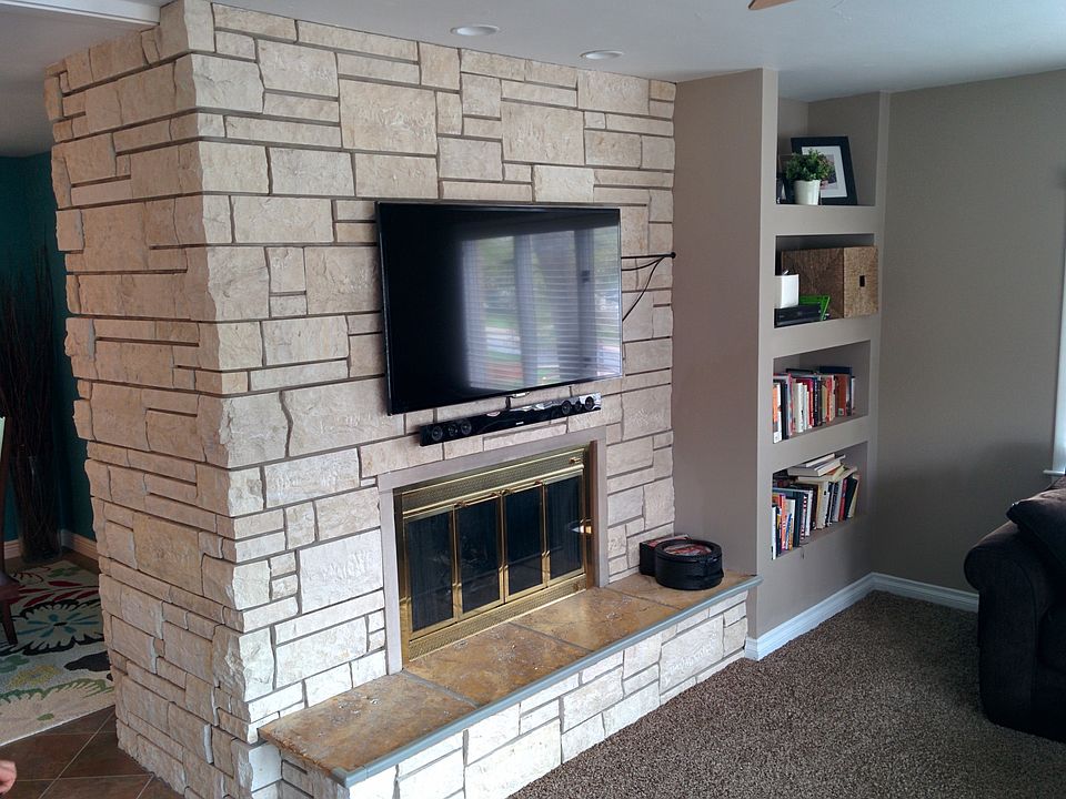 1st image of 1150 Gladstone Dr SE