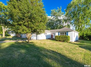 914 W Ridge Rd, Peoria, IL 61614