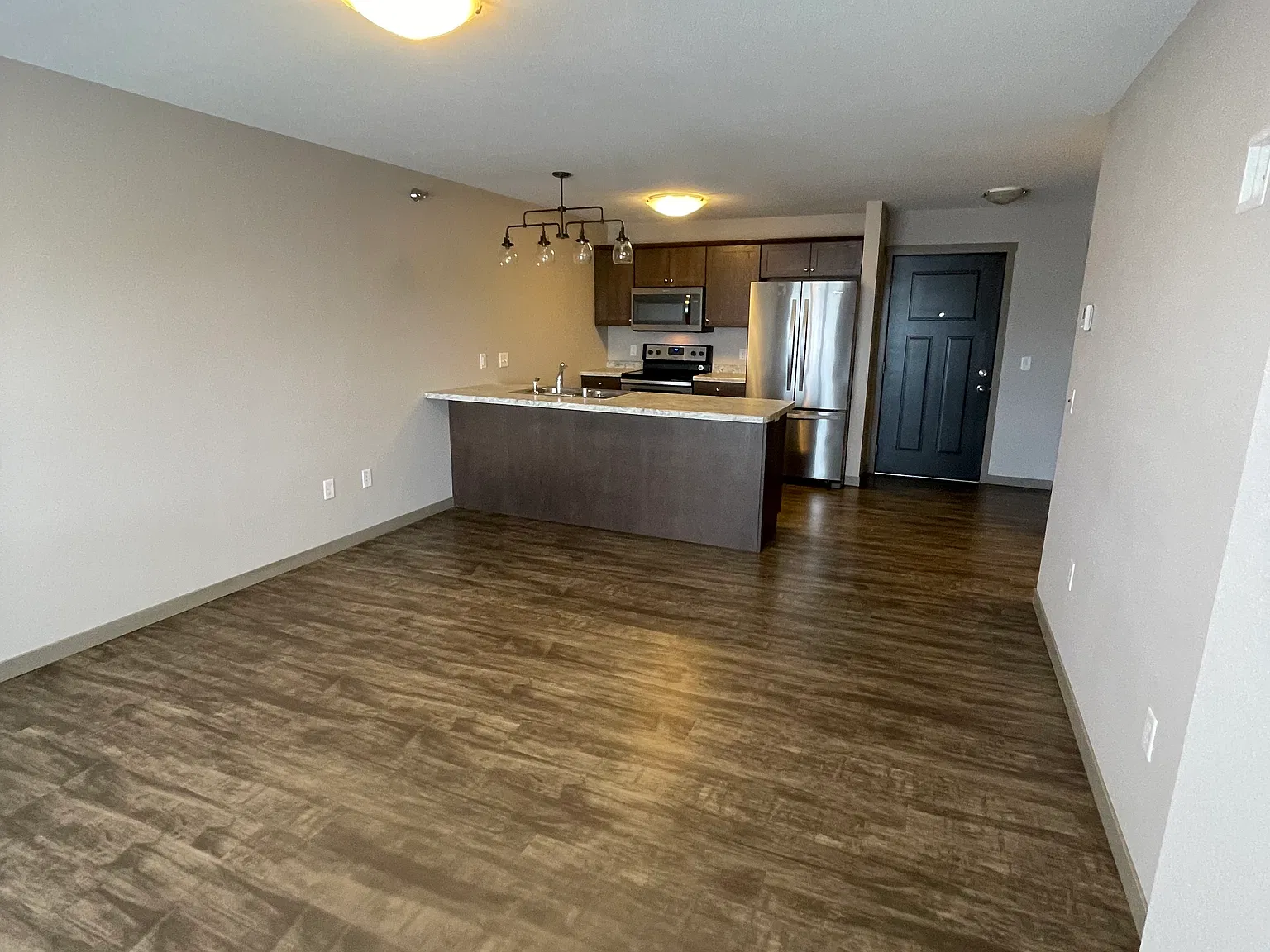 Island City Properties — Photo 2