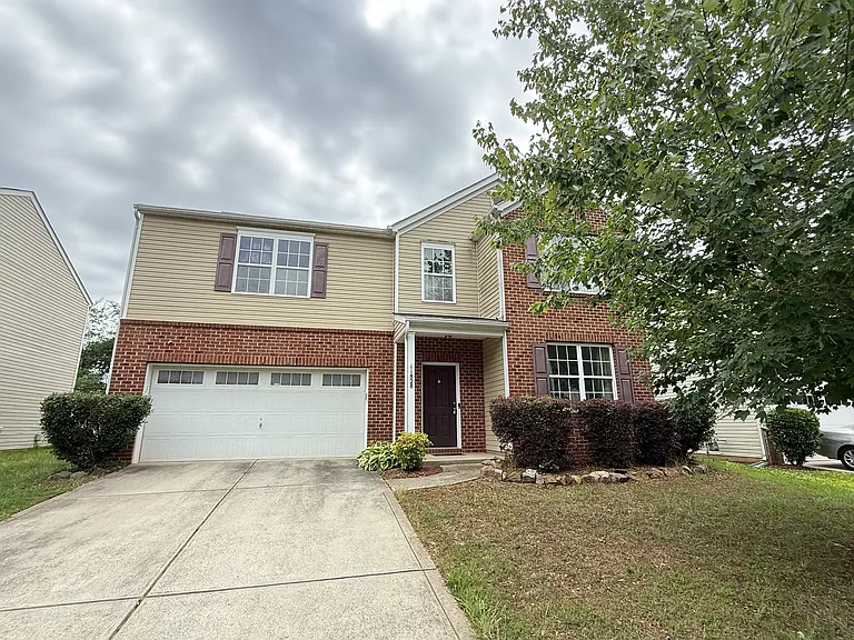 11828 Bending Branch Rd — Photo 2