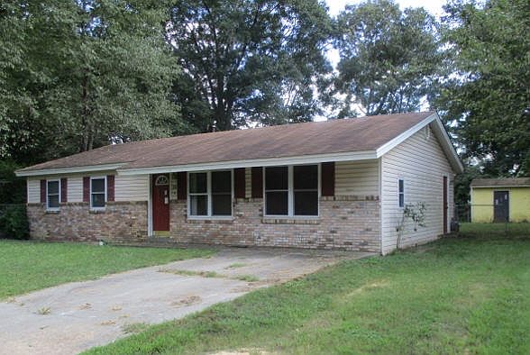 1st image of 111 E Sunset Dr