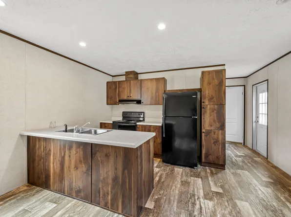 6700 Jefferson Paige Rd #50, Shreveport, LA 71119