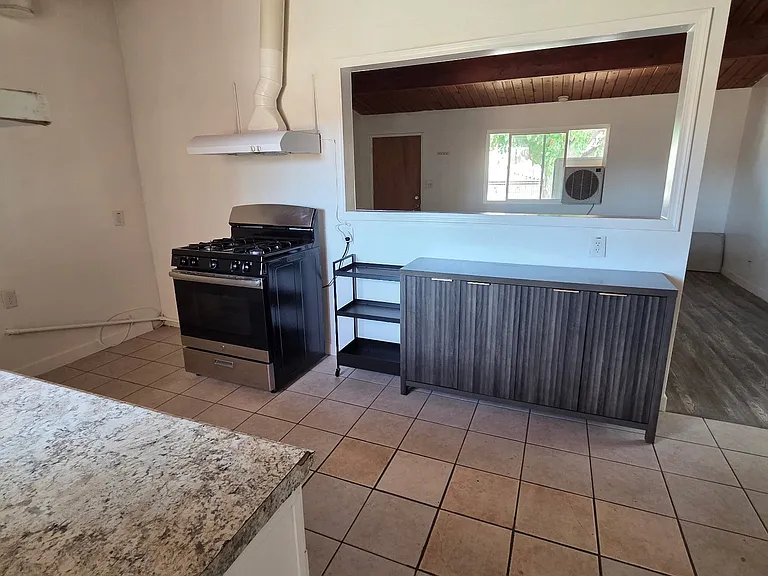 38505 4th St E — Photo 10