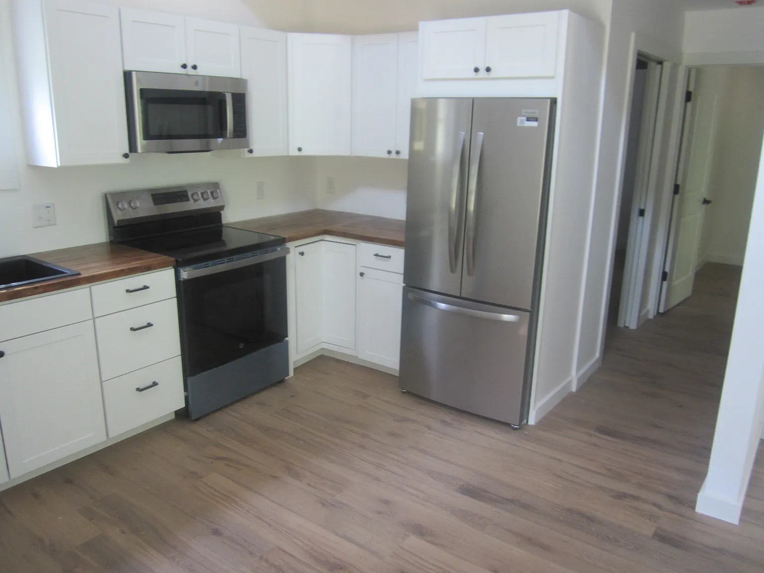 1 bed, 650 sqft, $1,600 — Photo 4