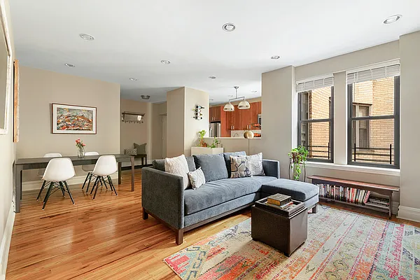 Sold by Compass | media 18