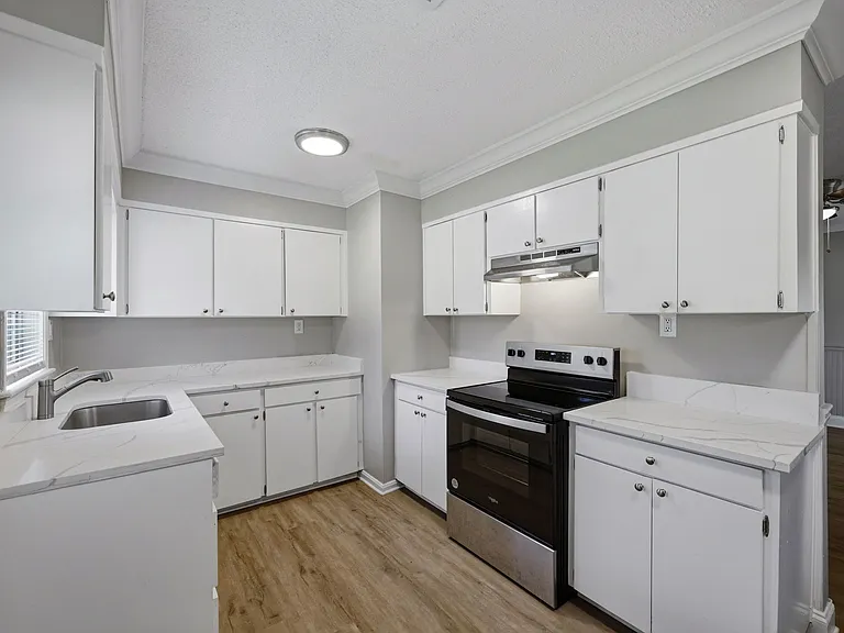 2 Mississippi Dr — Photo 10