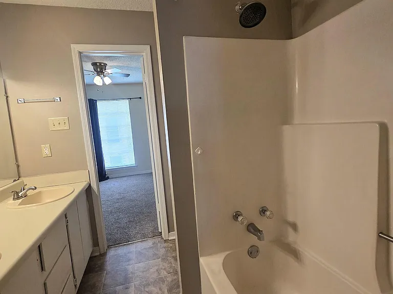 1736 Brightside Dr — Photo 16