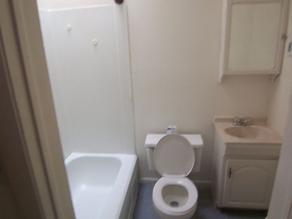 3rd floor bathroom