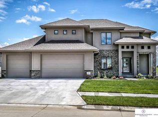 1615 S 208th St, Elkhorn, NE 68022