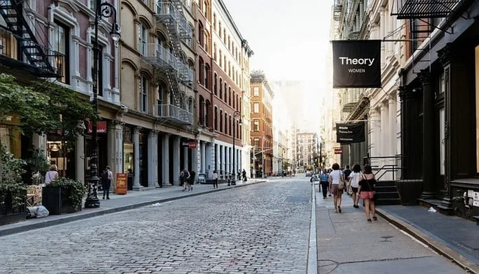 Rented by Douglas Elliman | media 23