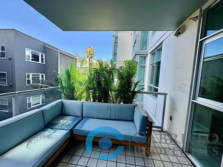 850 Beech St #504 — Photo 12