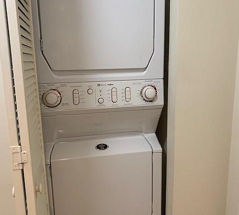4th image of 10 Stewart Pl APT 1FW