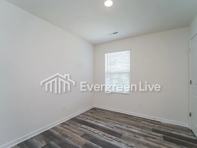 6092 Diamond Pl — Photo 8