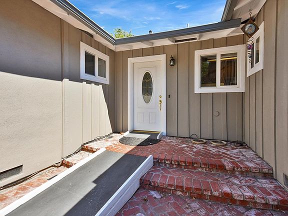 4th image of 1543 Willowbrook Dr
