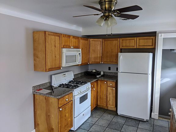 3rd image of 2973 Dale Ave