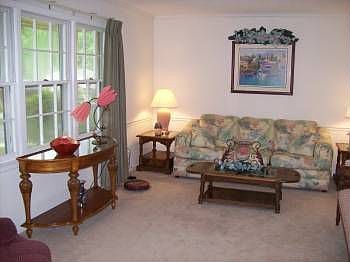 2nd image of 118 Pawnee Ct