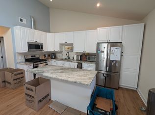 225 W Pastorius St #10, Philadelphia, PA 19144