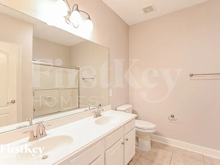 1934 Graystone Hills Dr — Photo 14