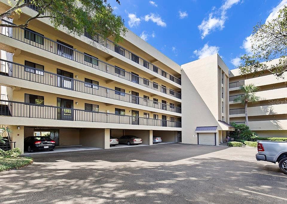 1st image of 1837 Golfview Dr #1837