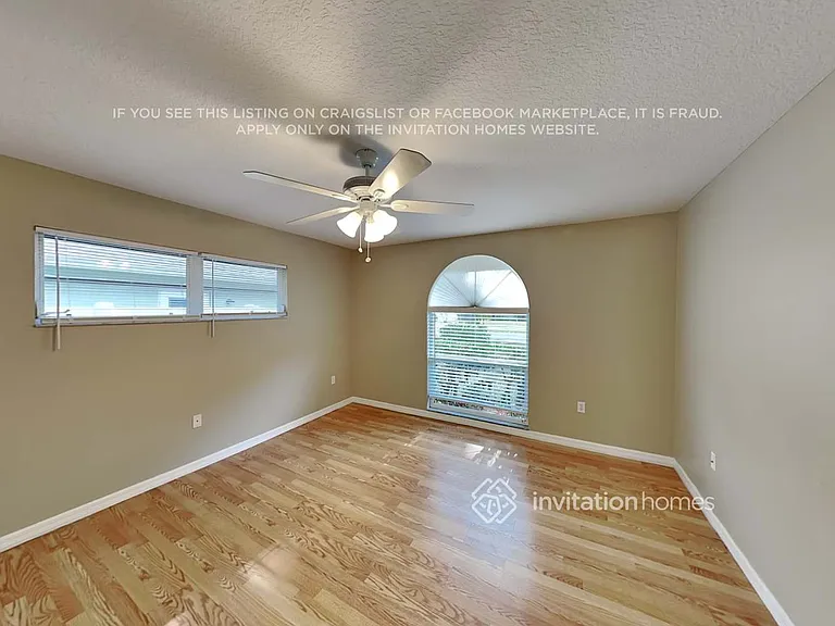 2021 Old Trevor Way — Photo 9