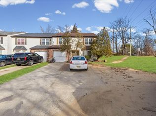 13 Hamlet Ct #A, Sicklerville, NJ 08081