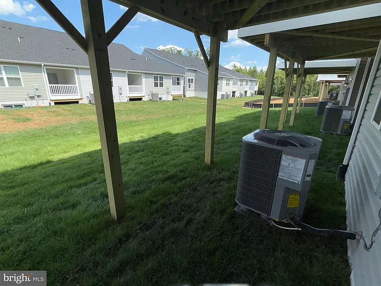 9193 Edenderry Dr — Photo 14