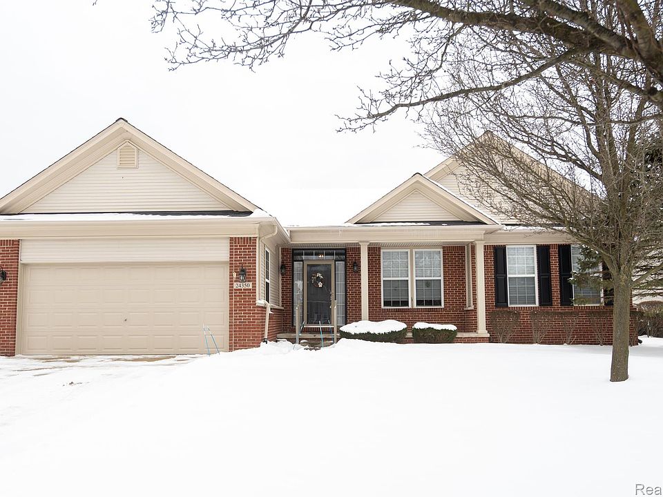1st image of 24350 Crystal Dr