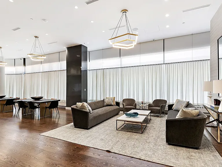 1 Morton Sq #10AW — Photo 17