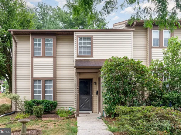 2425 Ionoff Rd, Harrisburg, PA 17110