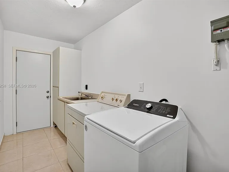 8161 SW 104th St — Photo 23