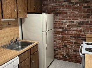17 Pinebrook Ln APT 4, South Easton, MA 02375