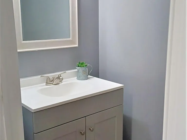 137 Hamilton Ave — Photo 17