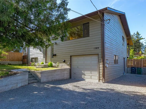 1389 Hastings St, Saanich, BC V8Z 2W6