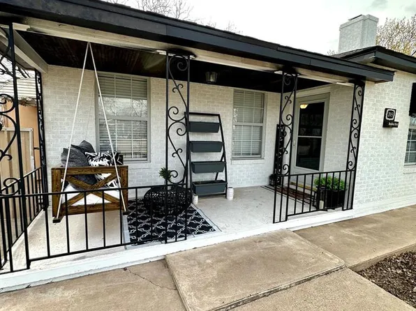 205 N Broadway St, Miles, TX 76861