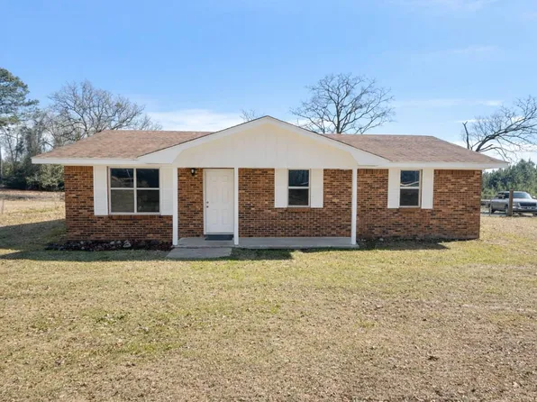 823 Simuel Ln, Prattville, AL 36067