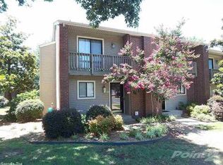 2824 Foxcroft Rd APT 33, Little Rock, AR 72227