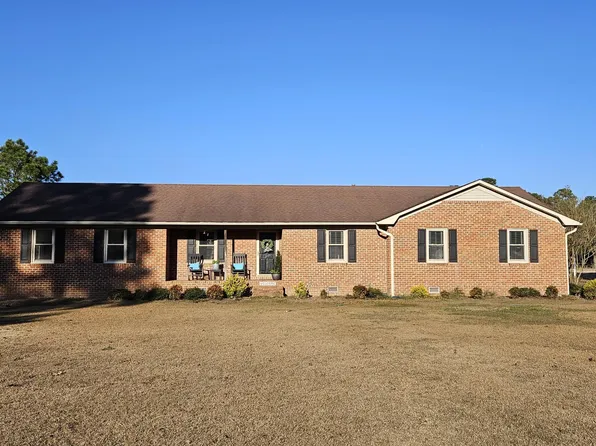 401 Harmony Church Road, Clinton, NC 28328