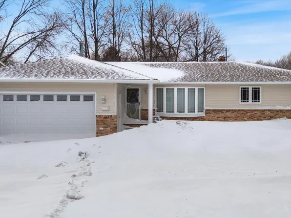 606 3rd St NE, Dilworth, MN 56529