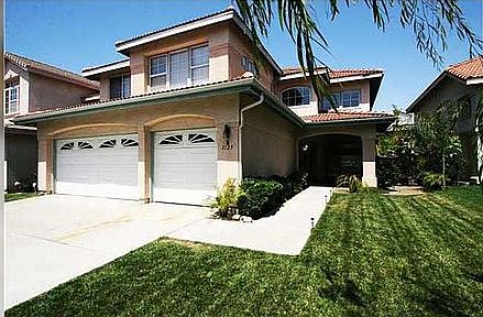 1st image of 1125 Corrales Ln