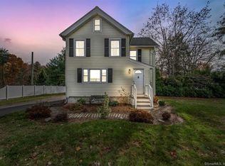 52 Great Swamp Rd, Glastonbury, CT 06033