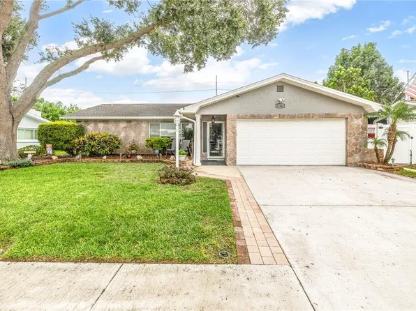 11446 126th Ter, Largo, FL 33778