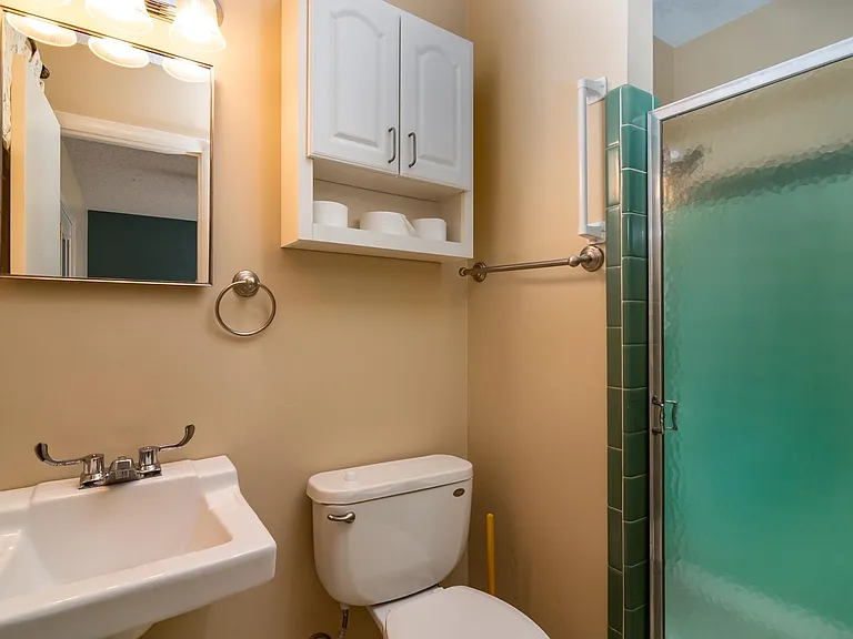9601 Temple Dr — Photo 28