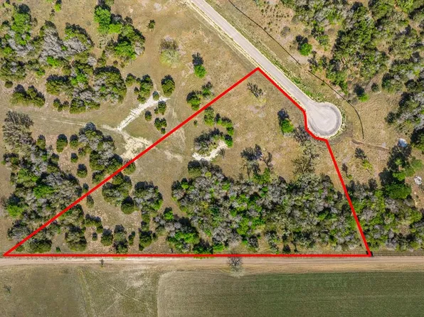 195 Coldwater Dr E, Center Pt, TX 78010