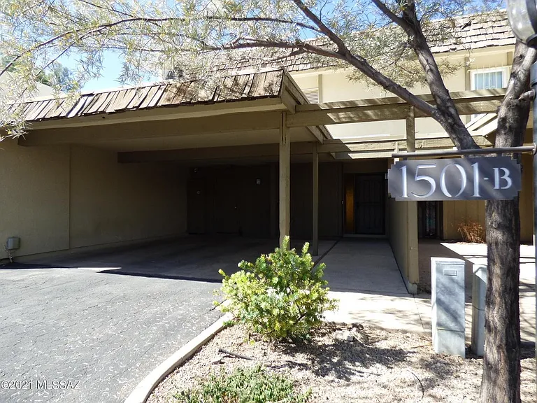 1501 E Prince Rd #B — Photo 2