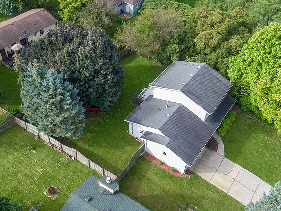 5th image of 1810 Raeboro Dr SE