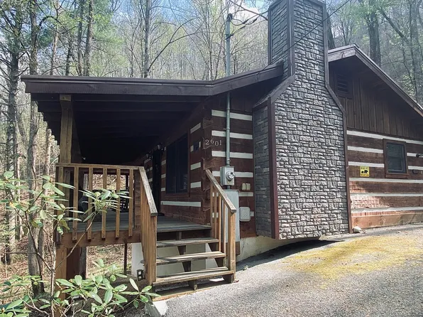 2601 Black Bear Ln, Sevierville, TN 37876