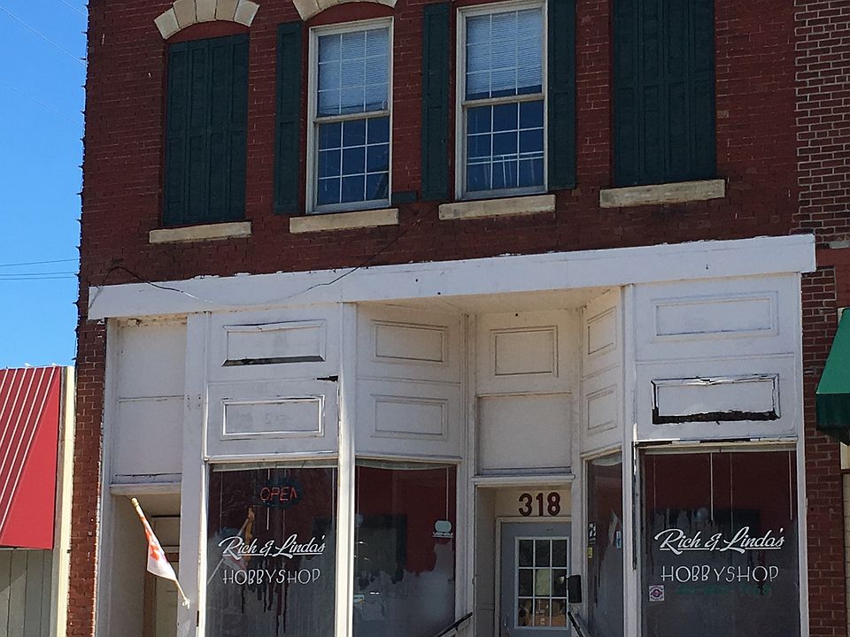 2nd image of 318 N Mill St